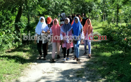 Pilihan Nikmati Liburan, Wisata Atas Angin Diserbu Pengunjung